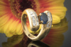 Imposant schwungvoller Saphir Ring mit Baguette Diamanten in Gelbgold 750 