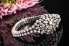 Ausgefasstes Brillantarmband Armband mit Brillanten Blume 750er Weißgold 