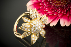 Motiv Ring BLUME mit 2 Carat TOP Brillanten in 750er Gelbgold 53 - 56