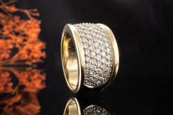 Breiter Ring mit reichlich Diamanten in Gelbgold 585 Goldschmiedearbeit