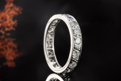 Vintage Allianz Ring Memoire mit Diamanten 3,80 Ct. Weißgold 750 Gr. 65