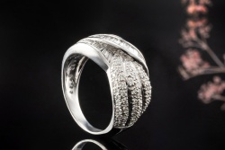 Ring in Weißgold 750 mit Diamanten Brillant Baguette Goldschmiedearbeit