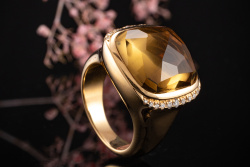 Wempe by Kim Ring Corolle mit Quarz und Diamanten 750er Rosegold Rotgold