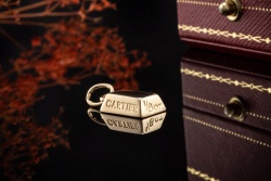 Cartier Goldbarren Anhänger Charm Vintage Barren 1/8 Oz Unze in Gold 750
