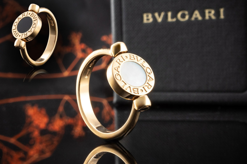 BVLGARI Flip Ring mit Onyx und Perlmutt Black and White Roségold 750 OVP 