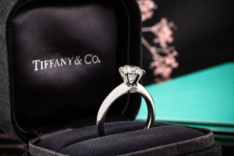 Tiffany & Co Solitär Ring Setting mit Diamant Brillant 1,05 Ct in Platin 