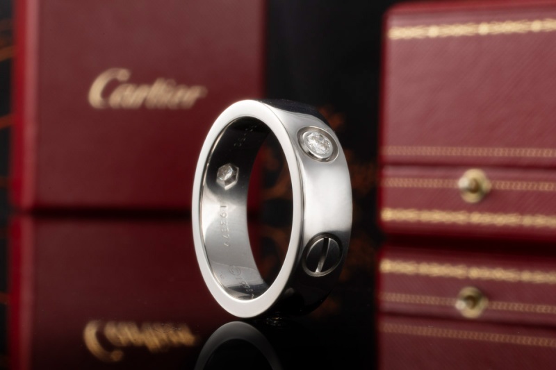 Cartier Love Ring mit 3 Diamanten in 750er Weißgold Großes Modell 52 OVP 