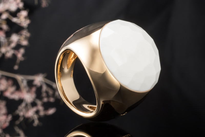 Pomellato Ring Victoria Weißer Opal facettiert Massiv in 750er Roségold 