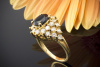 Exklusiver Cocktail Ring Klassiker mit 1 Saphir & Brillanten in 750er Gelbgold 