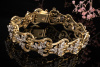 Künstlerisch verziertes Armband Floral Diamanten 750er Gelbgold Weißgold 