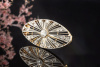 Antike kleine Brosche Ellipse Nadel mit Diamant Rosen Altschliff Platin 