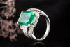 Traum Smaragd Ring Natürlich Emerald Cut mit Diamanten in 750er Weißgold 