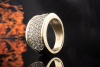 Breiter Ring mit reichlich Diamanten in Gelbgold 585 Goldschmiedearbeit 