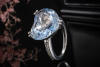 Chopard Herz Ring Happy Diamonds Kristall blau 15 Diamanten in Weißgold 