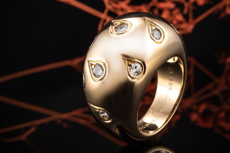 Eleganter Cartier Ring mit 11 Top Diamanten Brillanten in 750er Gelbgold 