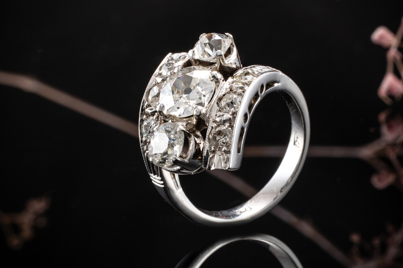 Klassischer Diamant Ring mit Altschliff Diamanten 2,3 Ct in Weißgold 750 