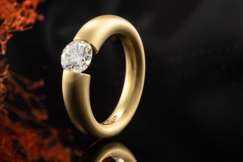 Niessing Spannring Solitär Ring mit Diamant Brillant 1,01 Ct IF Gelbgold 