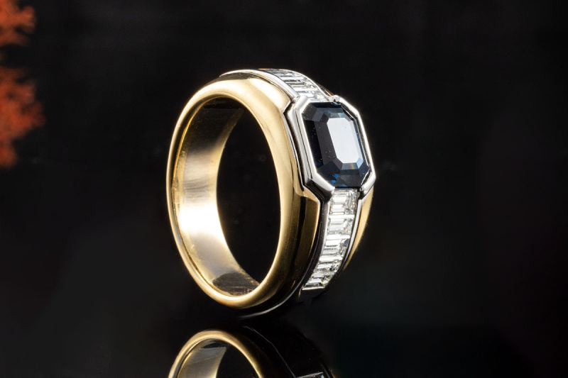 Saphir Diamant Ring Oval Bicolor Goldschmiedekunst Rosegold Weißgold 750 