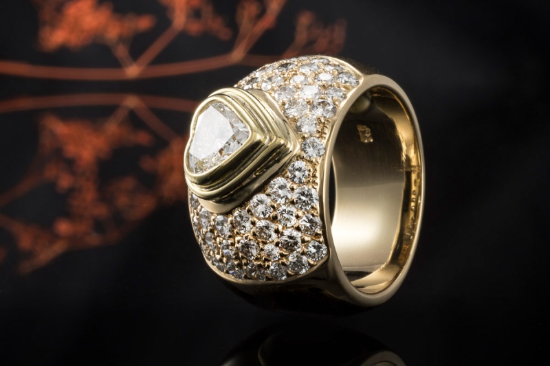 Herz Diamant Ring mit Brillanten Gelbgold 750 Goldschmiedearbeit Massiv 