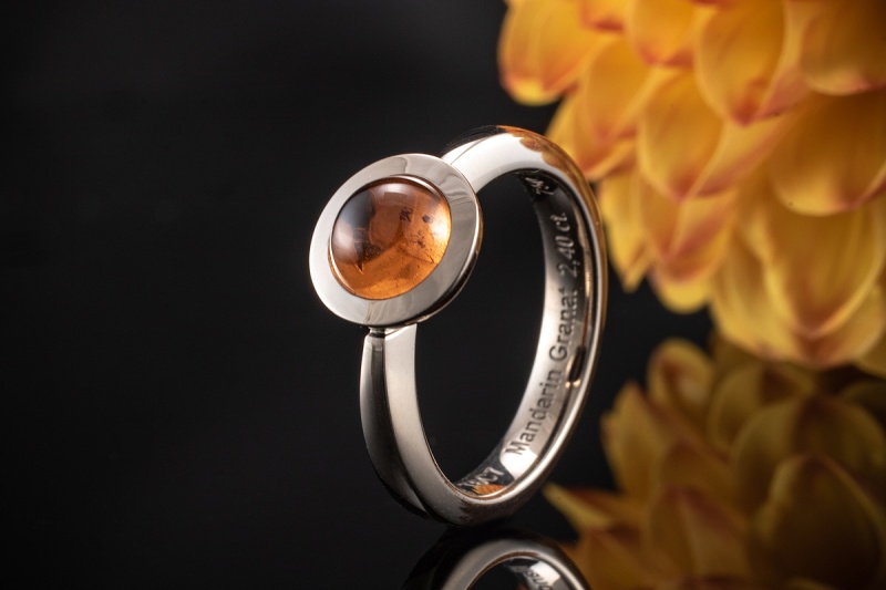 Jochen Pohl Goldschmiede Ring mit Mandarin Granat massiv in Weißgold 750 