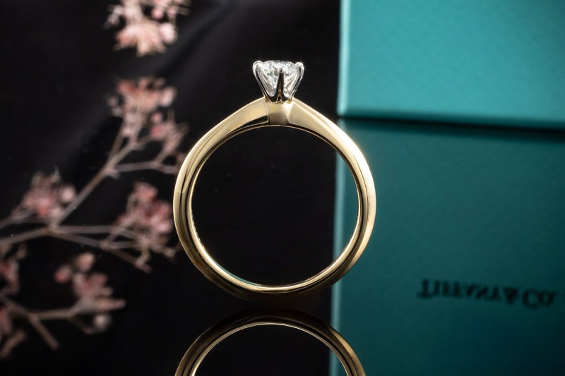 Tiffany & Co Solitär Ring Setting mit Diamant 0,29 Ct in Gelbgold Platin 