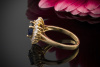 Klassiker! Farbintensiver SAPHIR Ring mit Trapez & Navette Diamanten in 750er Gold 