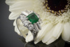 Exklusiver Klassiker Ring Smaragd Brillanten Baguette Diamanten in 750er Weißgold 