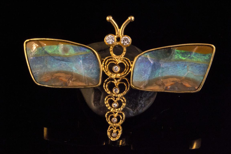 Schmetterling Brosche mit Opal Flügeln & Diamanten in 585 Gold 