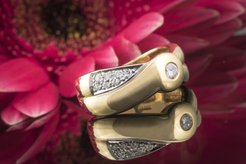 Ring mit Brillanten Zeitlos klassisches und schwungvolles Design 585er Gelbgold 