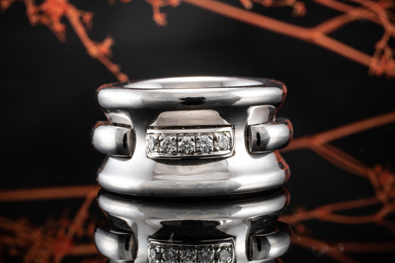 Odenwald Design Ring aus Pforzheim mit Diamanten Massiv in Weißgold 750 