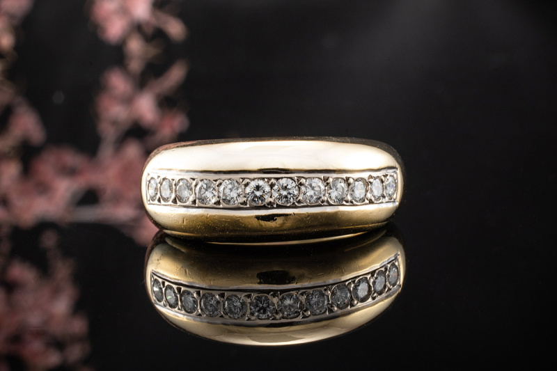 Cartier Paris Ring Mittelsteg mit Diamanten Brillanten in 750er Gelbgold 