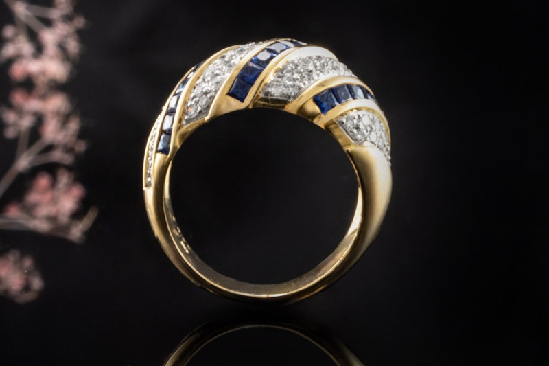 Ring Saphir Carré Traum mit Diamanten in Gelbgold 750 Goldschmiedearbeit 