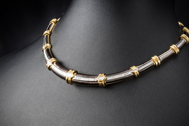 Meisterarbeit Collier Diamanten und Perlmutt Schwarz in Gold Bicolor 750 