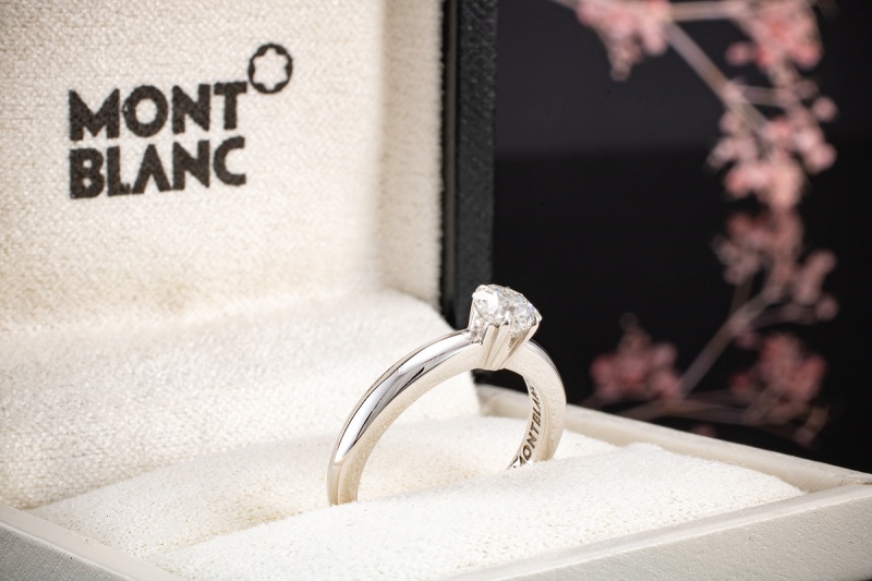 Montblanc Solitär Ring mit Diamant Lupenrein in 750er Weißgold Full Set 