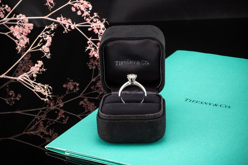 Tiffany & Co Solitär Ring Setting mit Diamant Brillant 1,05 Ct in Platin 