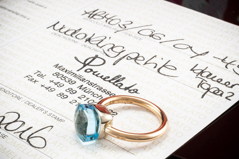 Pomellato Nudo Ring Petit mit hellblauem Blautopas in Rosegold Full Set 