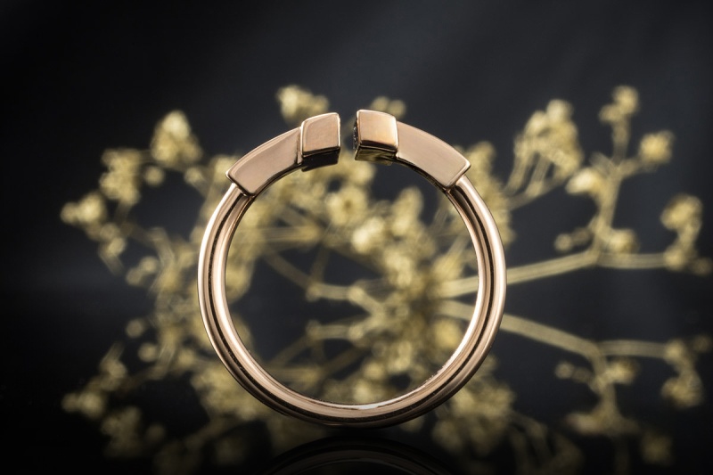 Tiffany & Co. Ring T Wire in 750er Roségold mit Perlmutt 52 anpassbar 