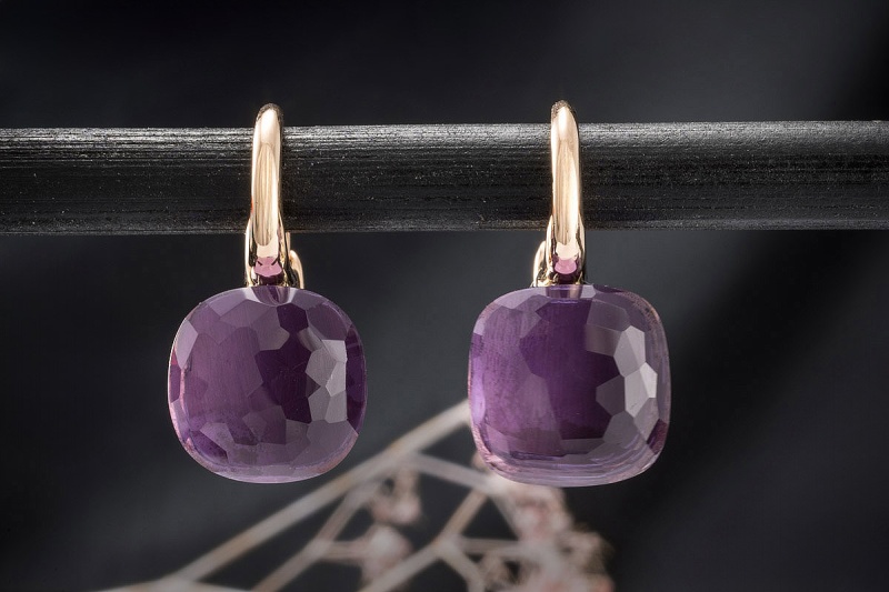 Pomellato Ohrringe Ohrstecker Nudo Classic mit Amethyst Lila in Gold 750 