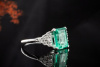 Smaragd Ring Emerald Cut mit Diamanten Brillanten seitlich Weißgold 750 