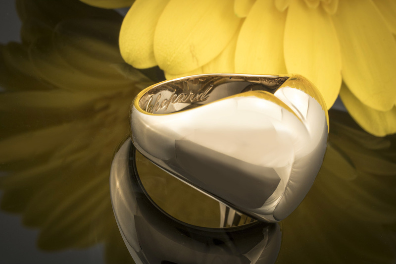 Chopard Herz Ring anschmiegsam in modernem Design aus 750er Gelbgold 