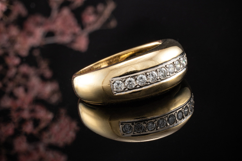 Cartier Paris Ring Mittelsteg mit Diamanten Brillanten in 750er Gelbgold 