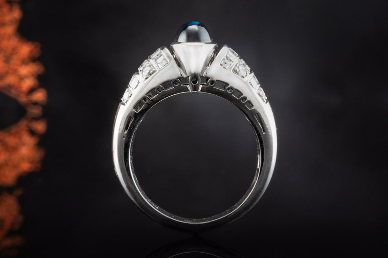 Weißgold Ring mit Navette Saphir Cabochon und Diamanten Juwelier Leicht 
