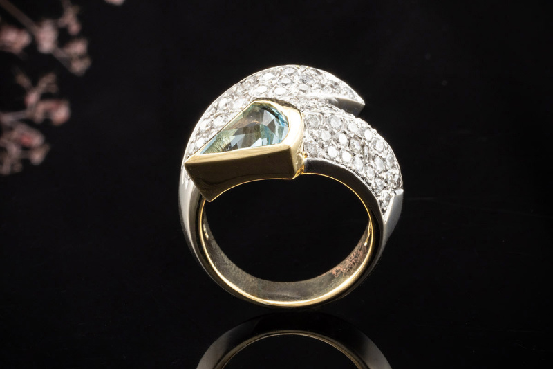 Aquamarin Ring mit Top Diamanten Schlangenform in Gelbgold Weißgold 750 