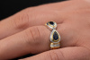 Goldschmiedearbeit Ring 2 Saphir Tropfen und Diamanten in Gold Bicolor 