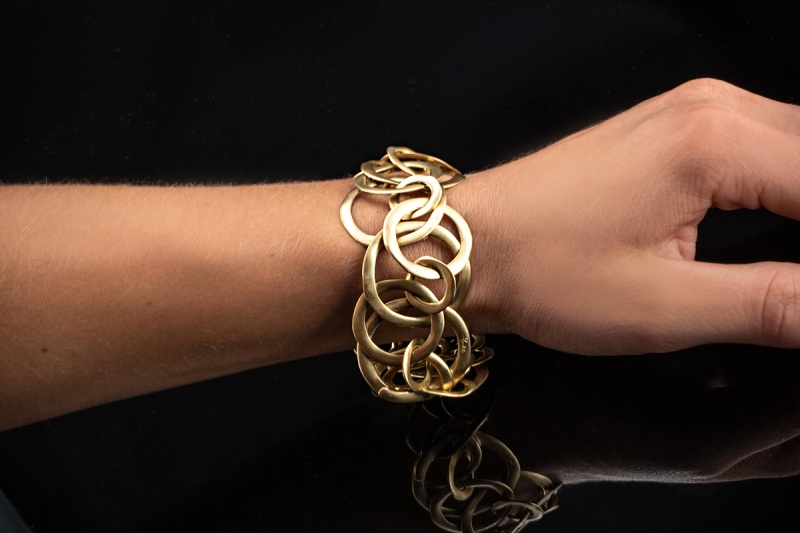 Breites Pomellato Glieder Armband "Maille plate" Mattiert in 750er Gold 