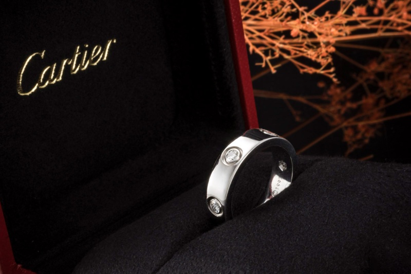 Cartier Love Ring mit 6 Diamanten in 750er Weißgold Großes Modell 54 OVP 