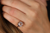Dior Ring mit facettiertem Rosenquarz und 2 Diamanten in 750er Rosegold 