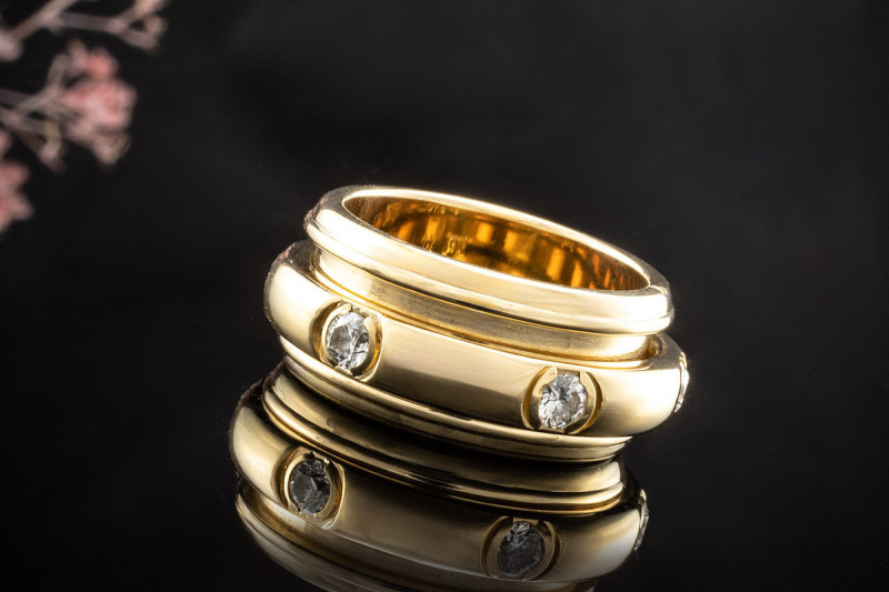 Piaget Ring Possession Drehring mit Diamanten Brillanten 750 Gelbgold 58 