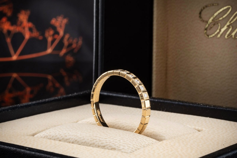 Chopard Ice Cube Ring Ethisches Gelbgold 750 Halb gefasst mit Diamanten 