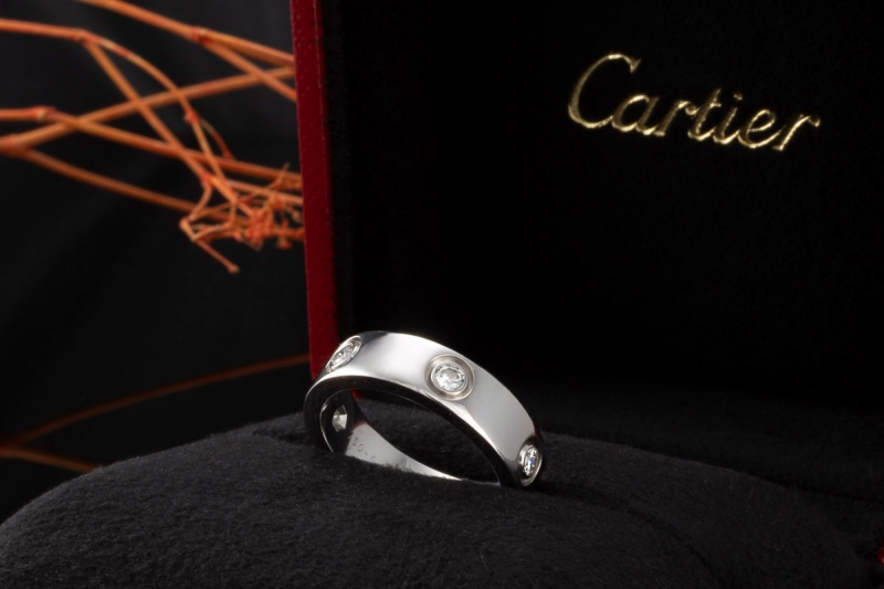 Cartier Love Ring mit 6 Diamanten in 750er Weißgold Großes Modell 54 OVP 